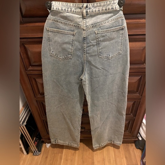 PrettyLittleThing Baggy Mid-Rise Jeans size 8L - Picture 2 of 6